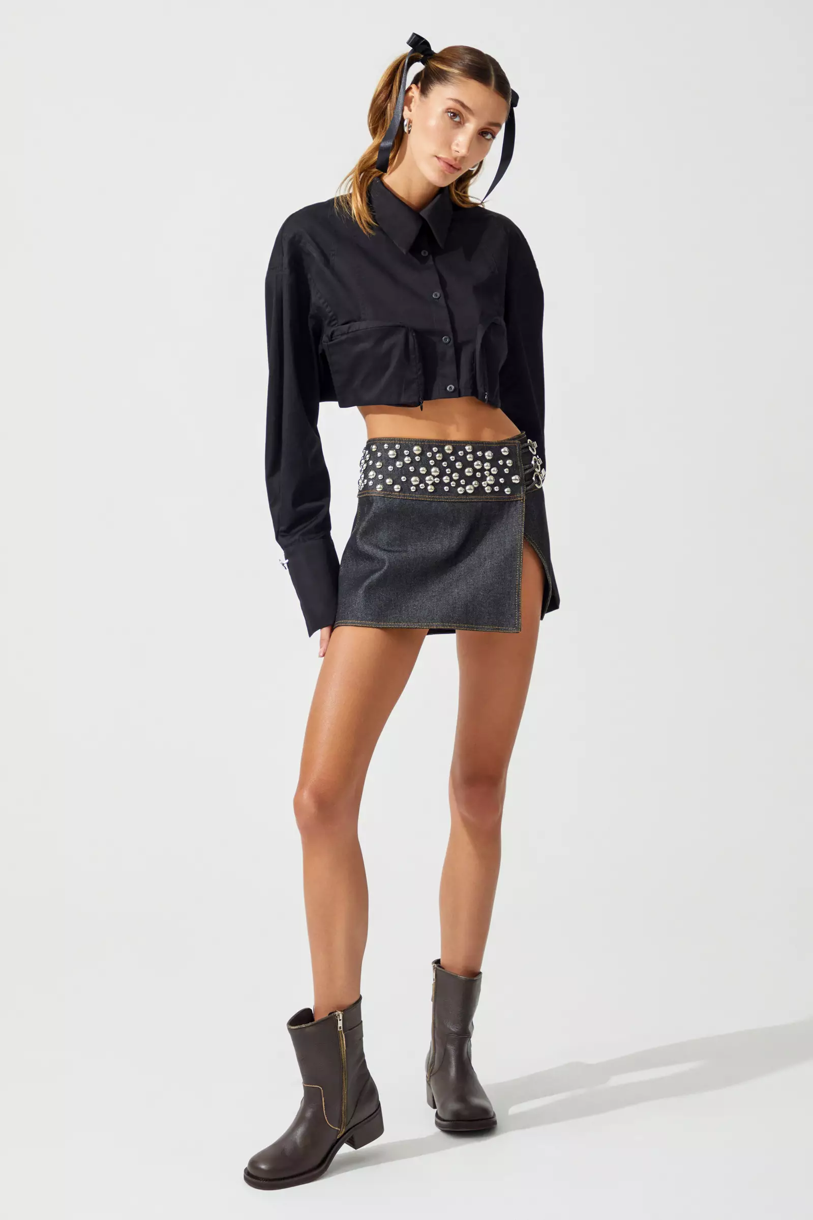 Black kot mini skirt